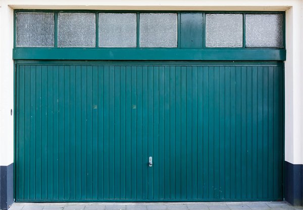 Choisir sa porte de garage à Grenoble